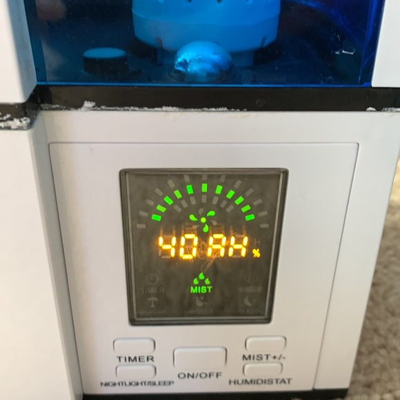 Humidifier - Picture 3 of 7